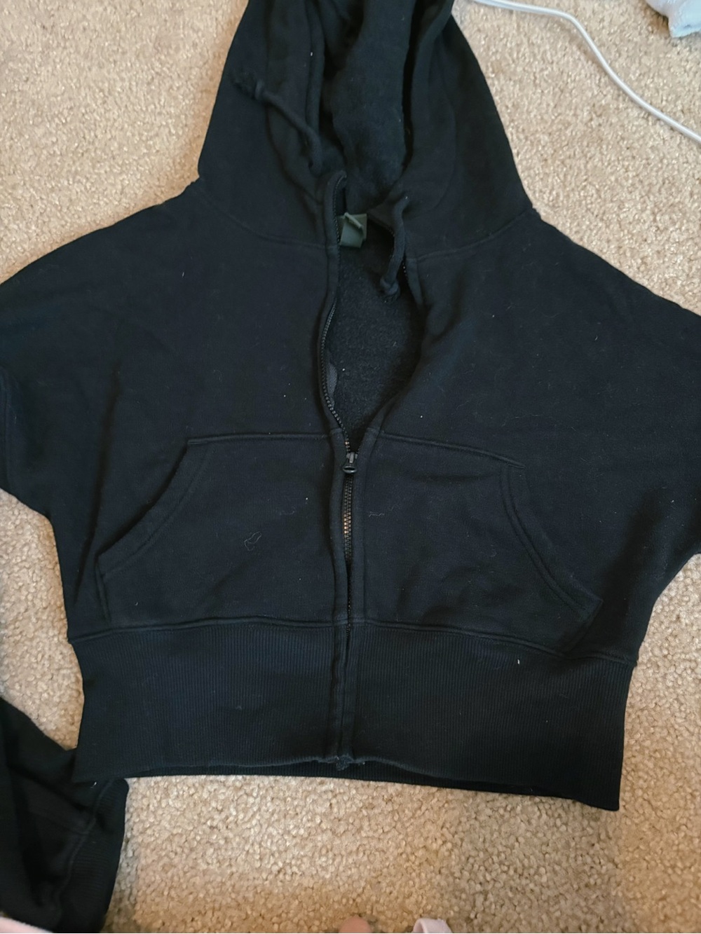 wild fable cropped Black Hoodie with Logo Tag